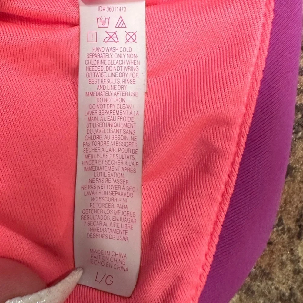 Victorias Secret Halter Neck Bikini Top Fuchsia Stretchy Fabric Womens Size L